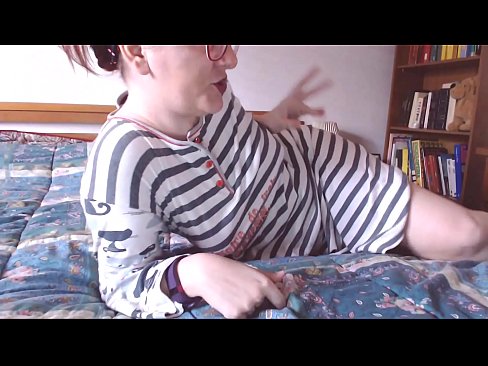 ❤️ Gabh an coileach mòr dubh seo nad bheul tràill bheag ❌ Porn anal leinn ☑